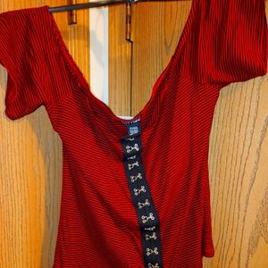 NWT Sexy 2X Hot Topic Sexy TOP ❤️🖤
